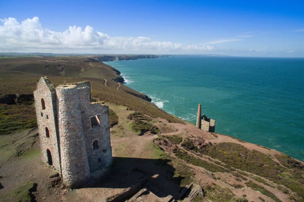 Inspired to take a break in Poldark country? We’ve taken a look at some Poldark filming locations around Cornwall that help bring the series to life...